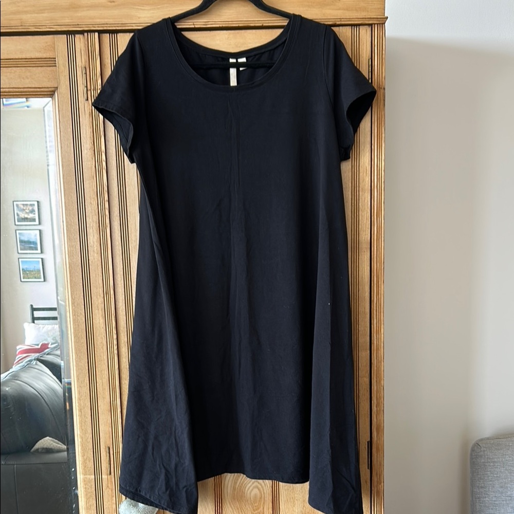 Pure Jill - J. Jill Black Short Sleeve Black T-Shirt Dress
